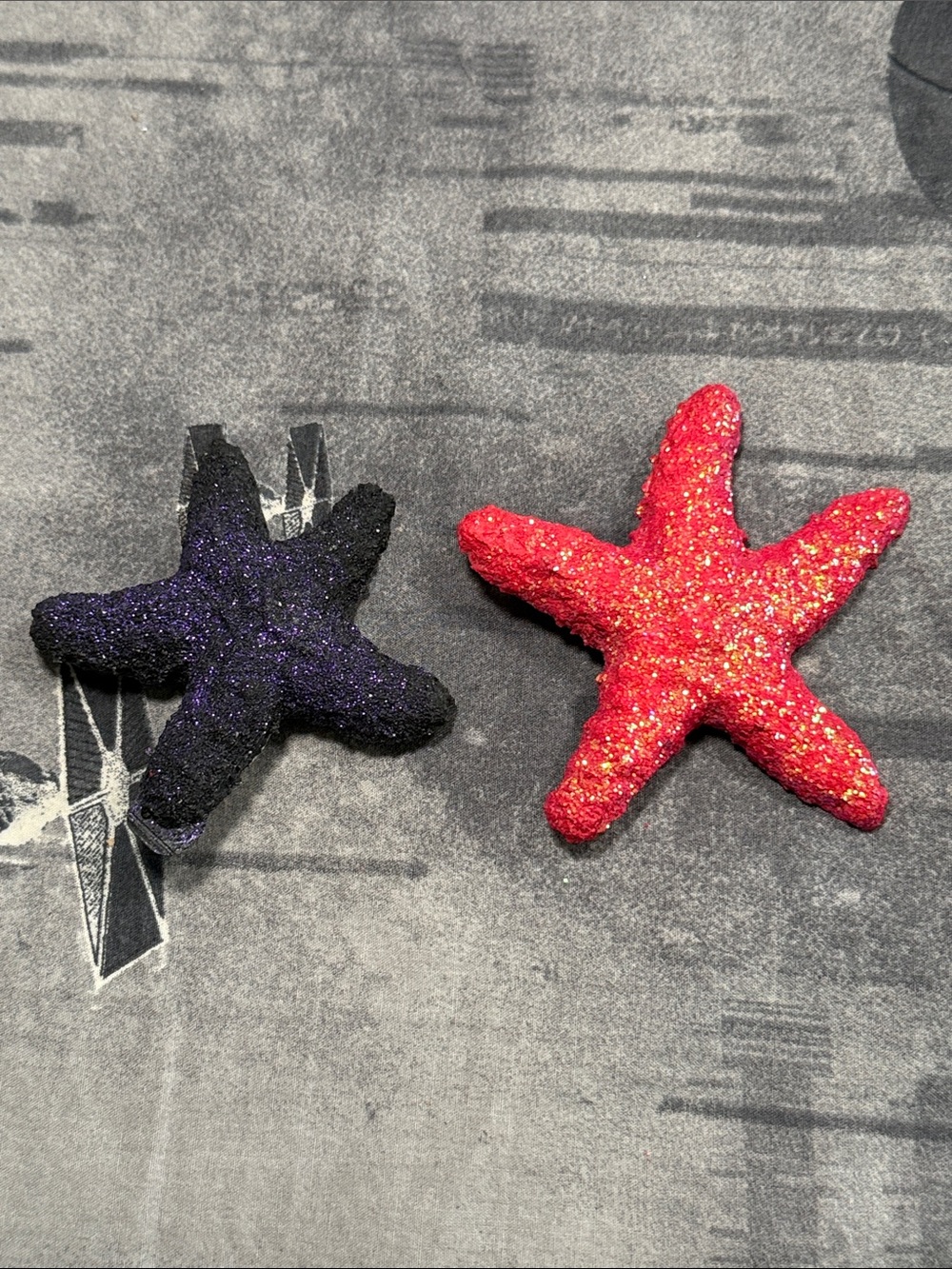 HANDMADE SET OF 2 SPARKLY VEGAN STARFISH MERMAID TIKI HAIR CLIPS